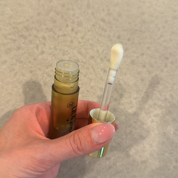 NWOT Vacation Chardonnay Lip Oil SPF 30 - Picture 4 of 6